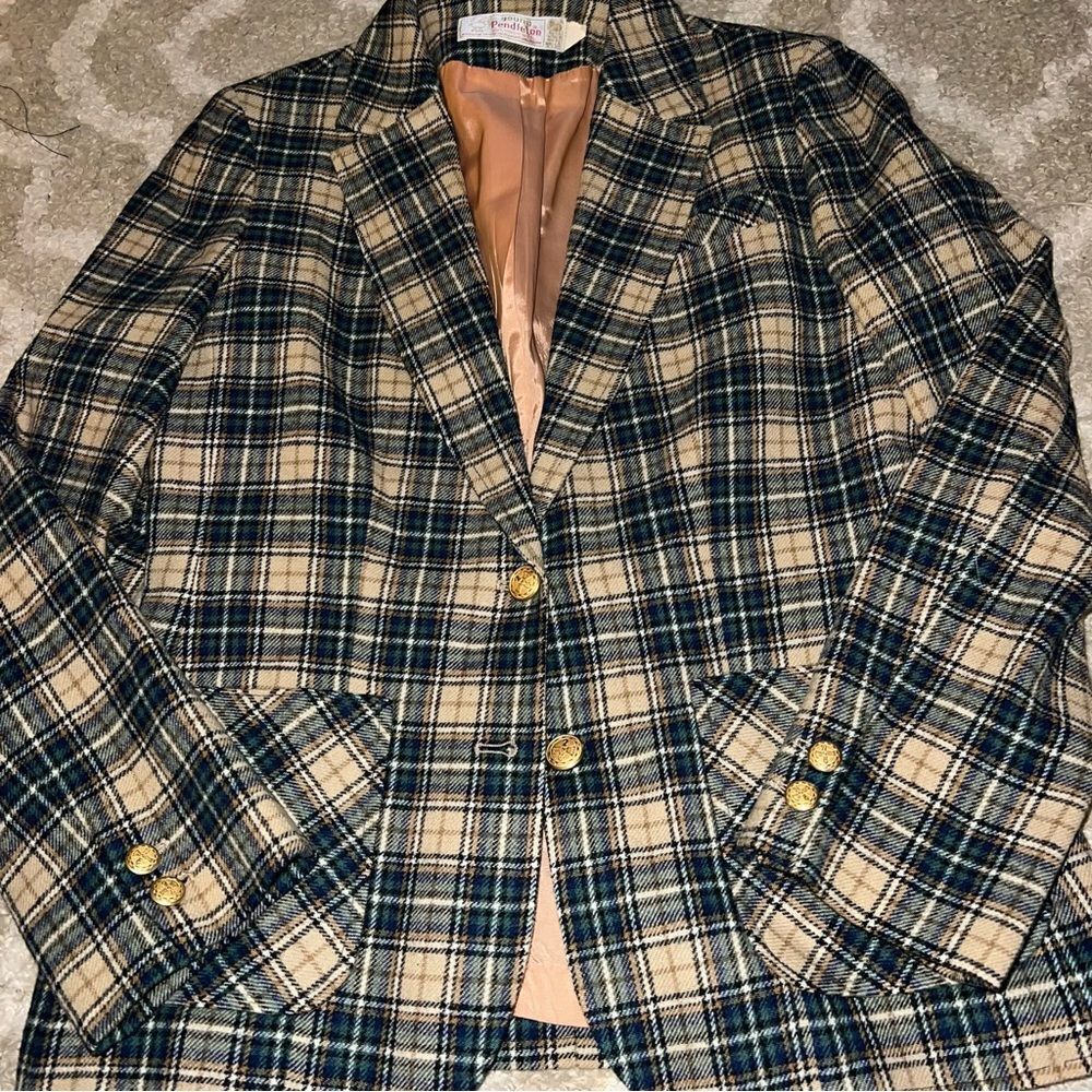 Pendleton Plaid Blazer - Tan and Black